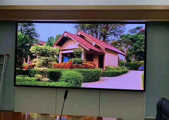 อัตราการรีเฟรชสูง 3840Hz การบำรุงรักษาด้านหน้าจอแสดงผล LED ในร่มคงที่