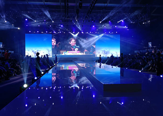มุมมองภาพขนาดใหญ่ จอทีวี LED ฉากหลังเวทีขนาดใหญ่ จอแสดงผล LED