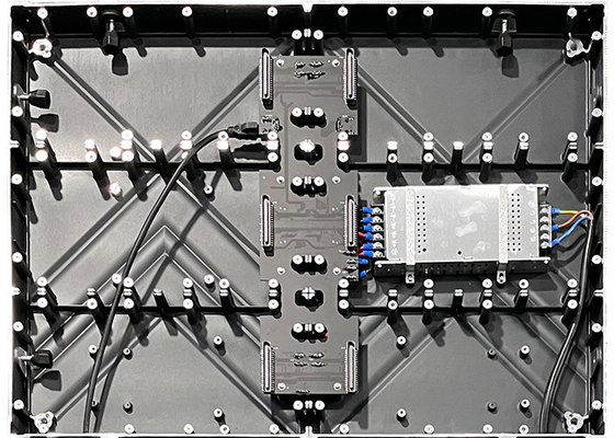 IP43 640*480mm ด้านใน HD LED Display การออกแบบตัวเอง การปรับปรุงการเชื่อมต่อ