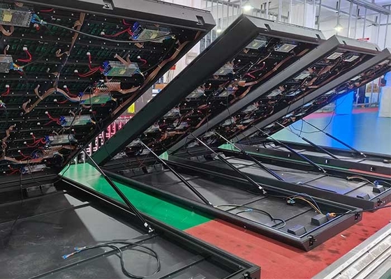 P4 ติดผนัง หน้าต่าง LED สําหรับการโฆษณา หน้าตู้ Flip ปรับปรุงตู้ก่อนฝน