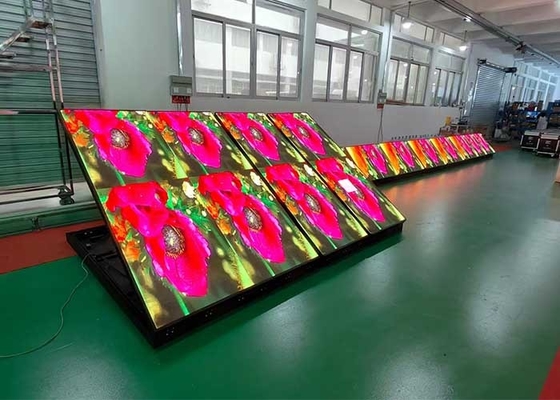 P4 ติดผนัง หน้าต่าง LED สําหรับการโฆษณา หน้าตู้ Flip ปรับปรุงตู้ก่อนฝน