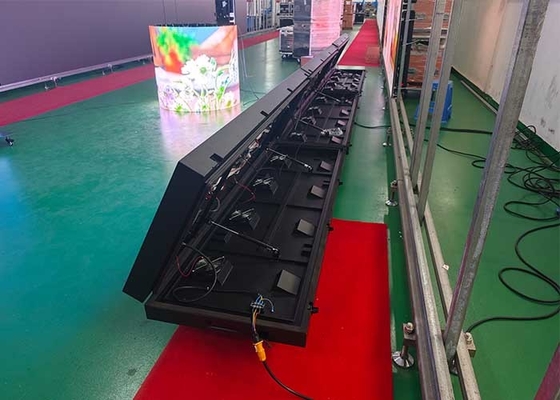 P4 แสงสว่างสูง Outdoor Electronic Advertising หน้าจอ Flip Box