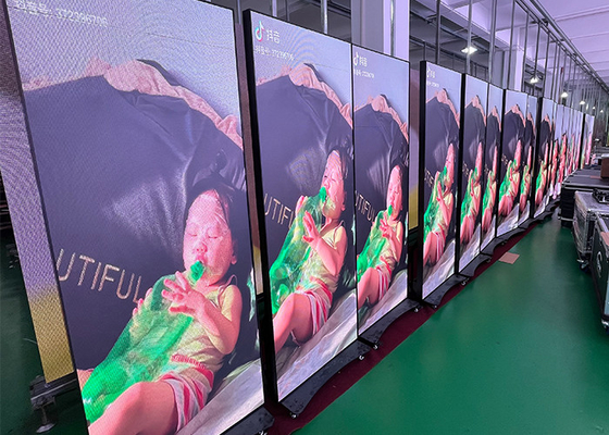 640*1920mm p1.86 โปสเตอร์ LED Display โรงงาน จําหน่าย ภายใน บิล์ดอร์
