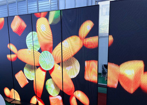 ซ้ายและขวา Splicing โปสเตอร์หน้าจอ Synchronized Images GOB Panel